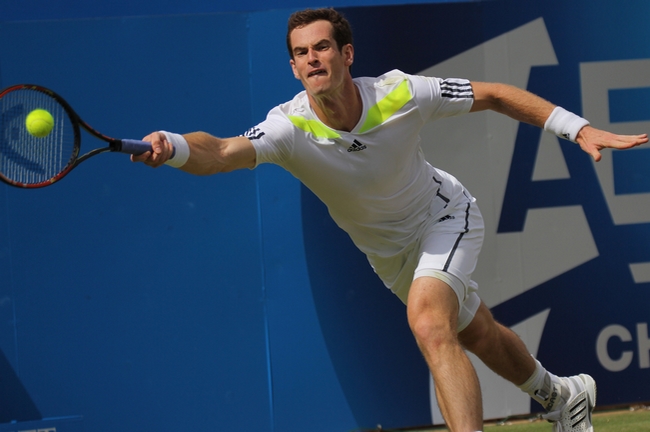 Andy Murray vyzve ve Wimbledonu Milose Raonice